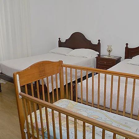 Πανσιόν Pensao Astoria Φουνκάλ