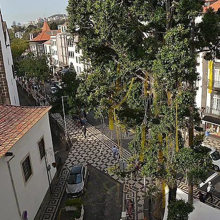 Πανσιόν Pensao Astoria Φουνκάλ